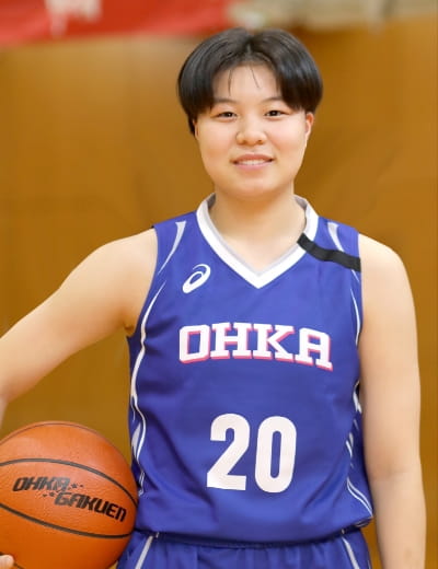 桜花学園高校 バスケ部 　Tシャツ選手 手支給品　値下げ交渉可能！！！ 桜花学園のスピードスター”⭐️Jリーガーの兄を持つ東海女王の